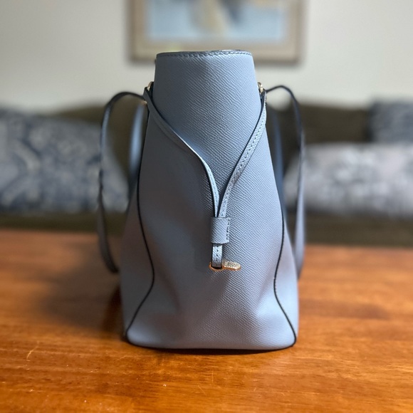 Limited Edition: Baby Blue Michael Kohrs Large Tote Bag - Picture 4 of 15